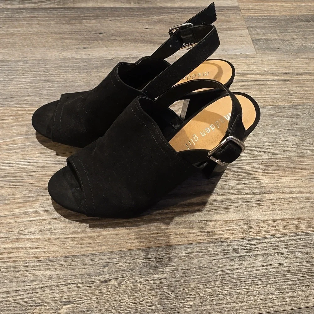 Madden Girl Hana black slingback heeled sandals | Size 7​ - Picture 3 of 10
